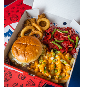 MATCHDAY MUNCHBOX (LUFC MUNCHBOX)
